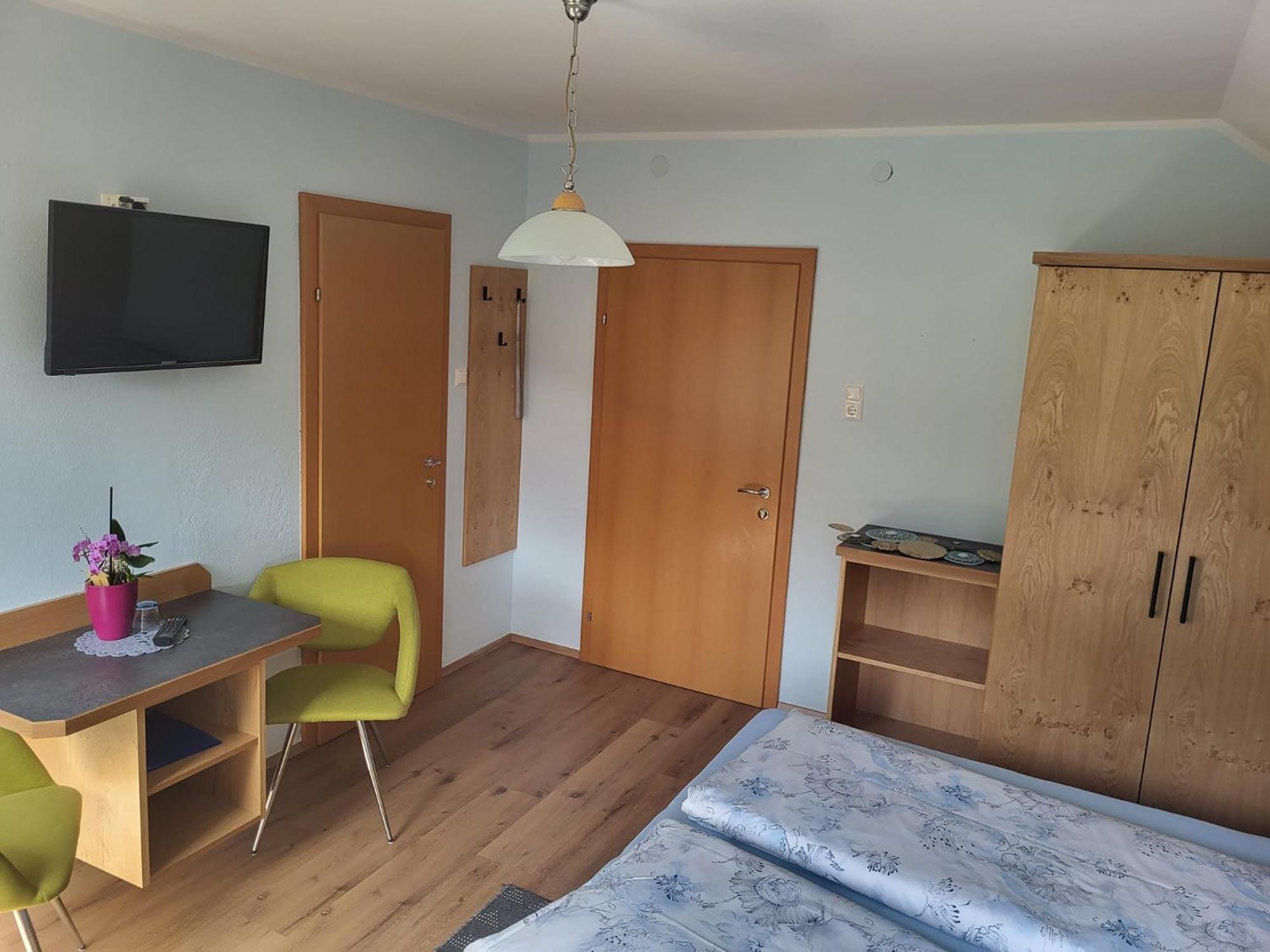 Haus Rupitsch Hotel Winklern  ภายนอก รูปภาพ