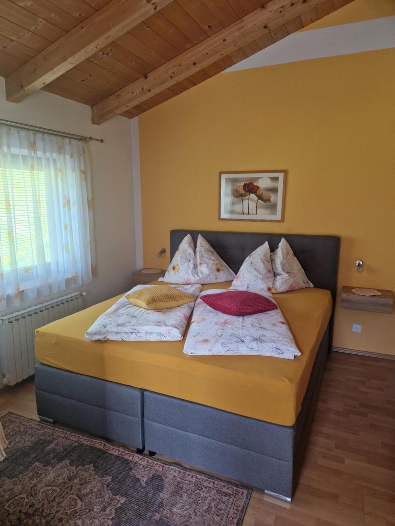 Haus Rupitsch Hotel Winklern  ภายนอก รูปภาพ